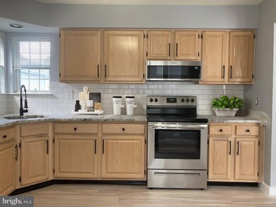 659 Cascade Dr S, Mount Laurel, NJ 08054 - photo 7