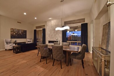 Dining 1