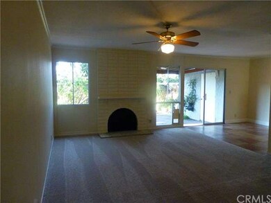 Open Living room / Dining room