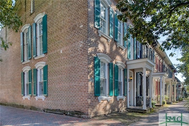 402 E Liberty St, Savannah, GA 31401 - photo 2