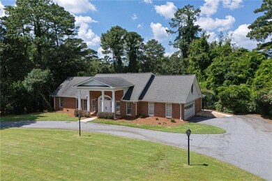 7570 Chaparral Dr, Atlanta, GA 30350 - photo 2