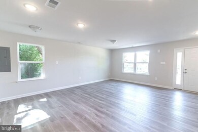 265 Spring Warbler Way, Shepherdstown, WV 25443 - photo 5