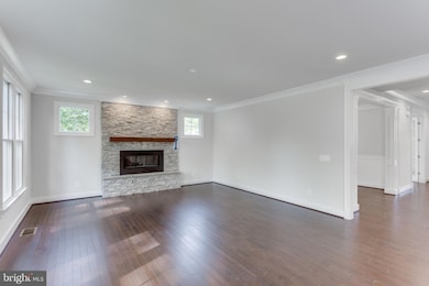 507 Valley Dr SE, Vienna, VA 22180 - photo 7