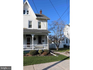 38 S 11th St, Quakertown, PA 18951 - photo 2