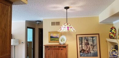 5633 SW Foxcroft Cir S unit 204, Topeka, KS 66614 - photo 7