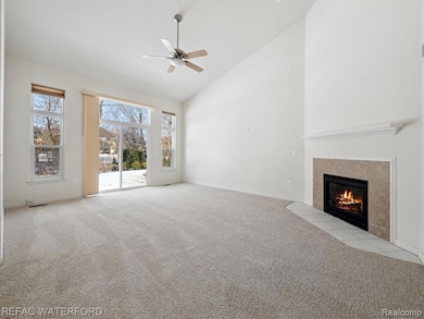 Large living room with high ceilings, Fire