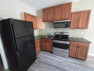 152 E Hamilton St unit C, Allentown, PA 18109 - photo 3