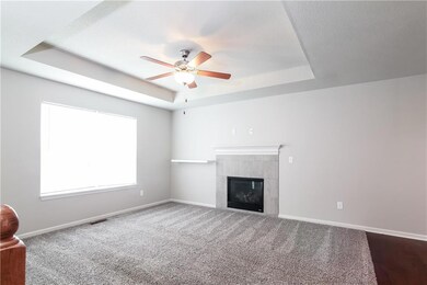 1112 Clayton Dr, Raymore, MO 64083 - photo 4