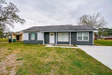 6422 Sherwood Dr, Houston, TX 77021 - photo 2