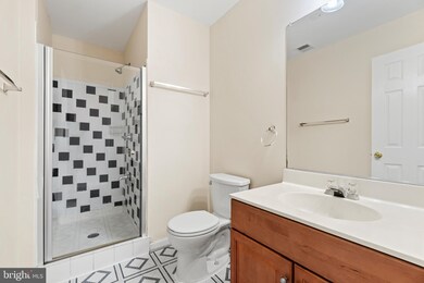 22893 Adelphi Terrace, Sterling, VA 20166 - photo 3