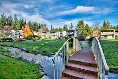 13045 15th Ave NE, Seattle, WA 98125 - photo 2