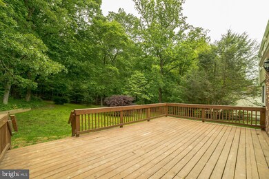 6211 Oak Hill Dr, Sykesville, MD 21784 - photo 5