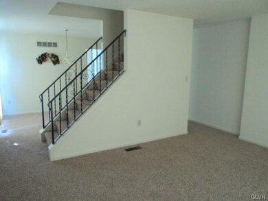 861 N Wahneta St, Allentown, PA 18109 - photo 3