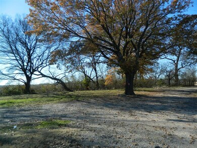 9085 W Ennis Ave, Ennis, TX 75119 - photo 4