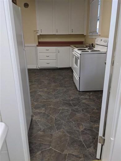 50 School St unit 3, Claremont, NH 03743 - photo 6