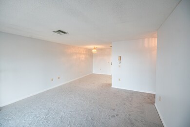 4234 N Main St unit 2G3, Fall River, MA 02720 - photo 6