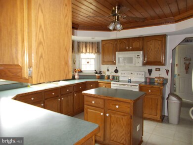 2167 Aquia Dr, Stafford, VA 22554 - photo 7