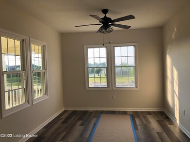 10105 Vista Hills Blvd, Louisville, KY 40291 - photo 5