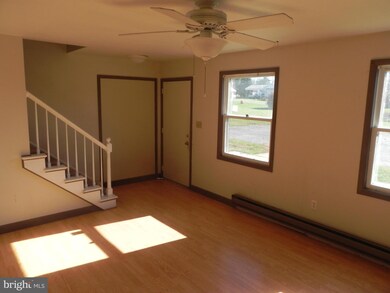 17436 Cindy Ln, Hagerstown, MD 21740 - photo 6