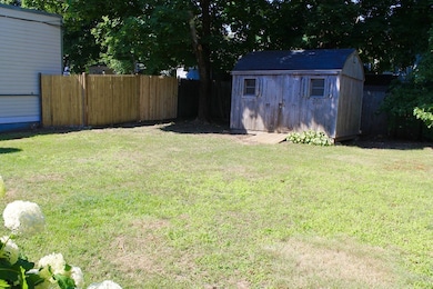 446 Union St, Rockland, MA 02370 - photo 4