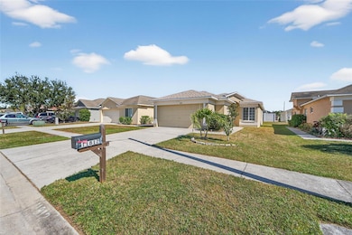 11812 Lynmoor Dr, Riverview, FL 33579 - photo 4