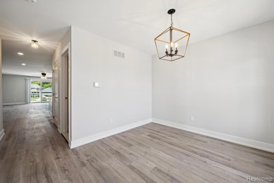 53761 Champlain St, Macomb, MI 48042 - photo 7