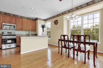 127 Norwick Ct, Frederick, MD 21702 - photo 7