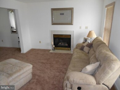 66 Chestnut Dr, Elkton, MD 21921 - photo 2