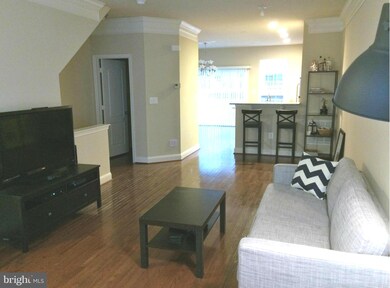 4400 Potomac Highlands Cir unit 64, Triangle, VA 22172 - photo 6