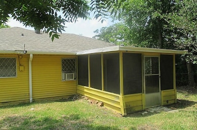 3619 Yosemite St, Houston, TX 77021 - photo 4