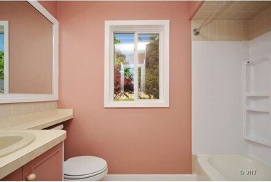 906 Leith Ave, Waukegan, IL 60085 - photo 7