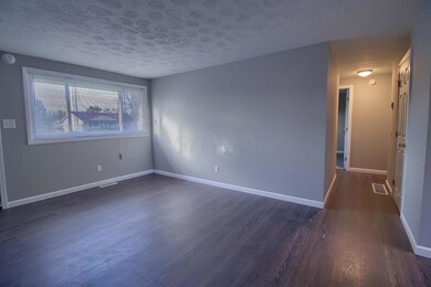 Living Room 3 (3)