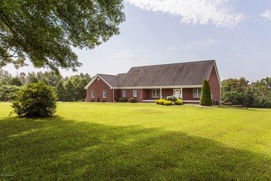 4723 Three Lakes Rd, Crestwood, KY 40014 - photo 2