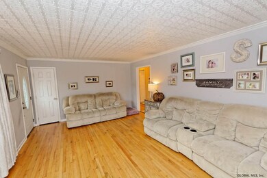 2173 Robinwood Ave, Schenectady, NY 12306 - photo 3