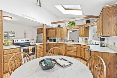 11 William Cir, Stratham, NH 03885 - photo 5