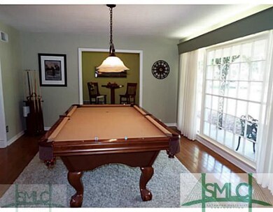 Living Room. Hardwood Floors