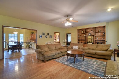 10609 Alta Loma, Helotes, TX 78023 - photo 6