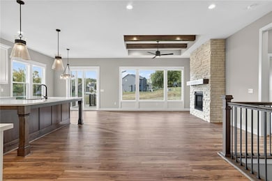 14198 S Pickering St, Olathe, KS 66061 - photo 4