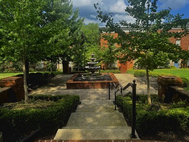 960 Village Green Ave, Lexington, KY 40509 - photo 4