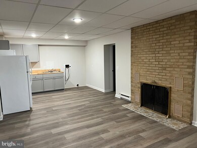 277 Briarwood Cir unit 3, Berkeley Springs, WV 25411 - photo 2