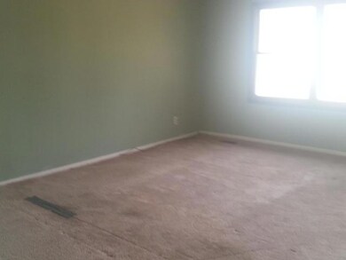 1513 Rogers Cir, Manchester, TN 37355 - photo 3