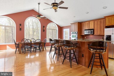 315 Timberland Manor Dr, Bentonville, VA 22610 - photo 2