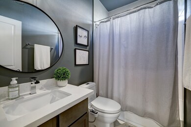 134 Knightsbridge Park Ln, Houston, TX 77018 - photo 7