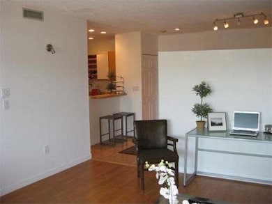 1850 Beacon St unit 603, Brookline, MA 02445 - photo 3