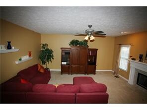 12006 Weathered Edge Dr, Fishers, IN 46037 - photo 7