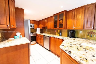 The Georgian Condominium unit 906, Miami Beach, FL 33139 - photo 7