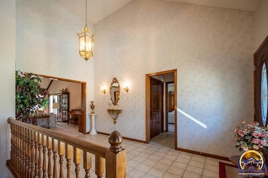 3637 SW Stonybrook Dr, Topeka, KS 66614 - photo 7