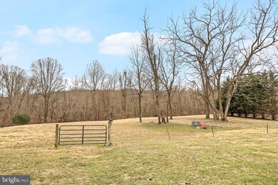 719 Cockeys Mill Rd, Reisterstown, MD 21136 - photo 4