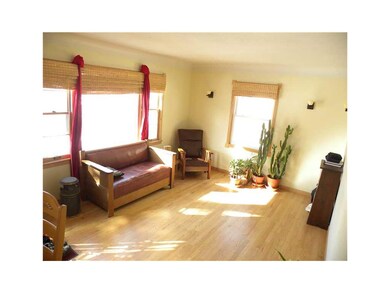 1411 9th St NW, Cedar Rapids, IA 52405 - photo 2