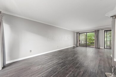 T 1230 Ashland Ave00001